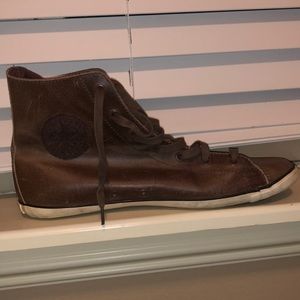 Leather Converse / Women’s size 10